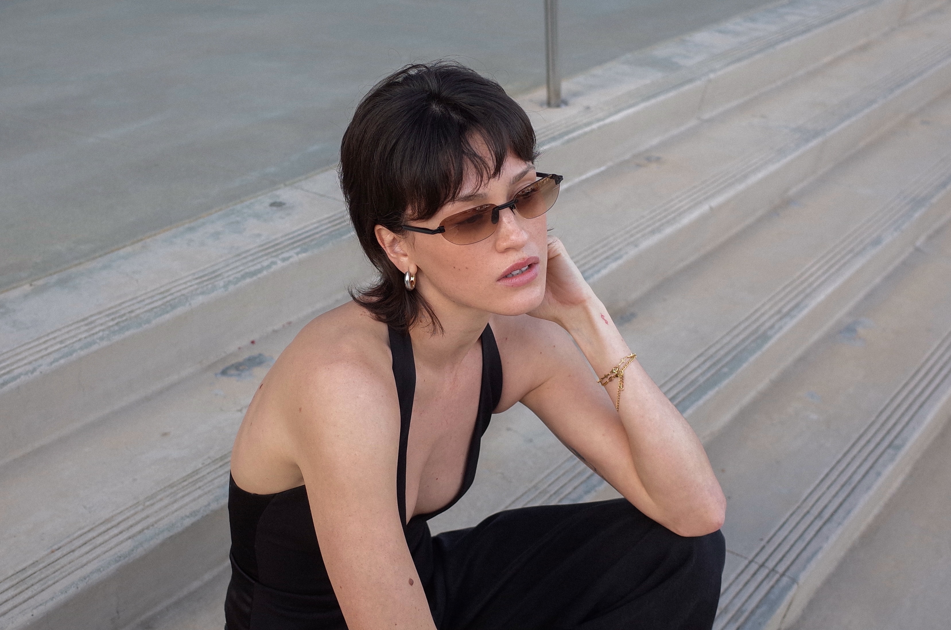 CHIMI Rimless Oval Sunglasses (Hazel) Rimless Oval main image 3