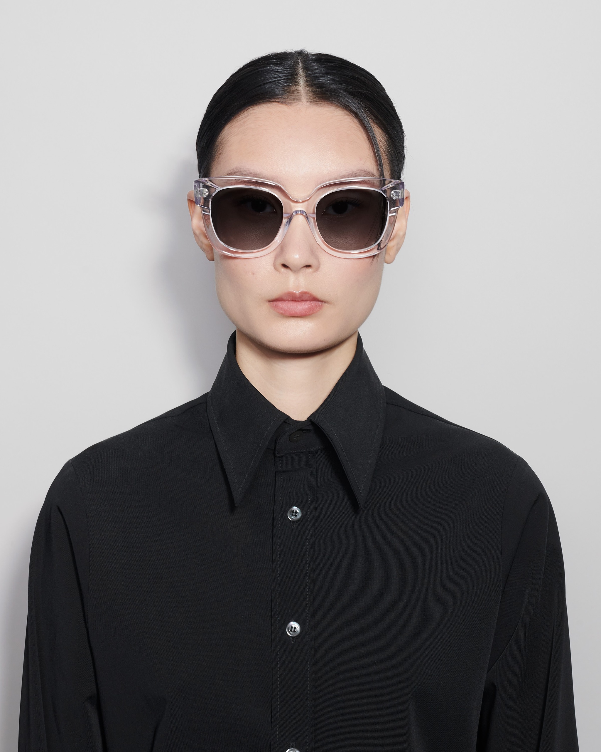 08 Clear Sunglasses – CHIMI display picture 2