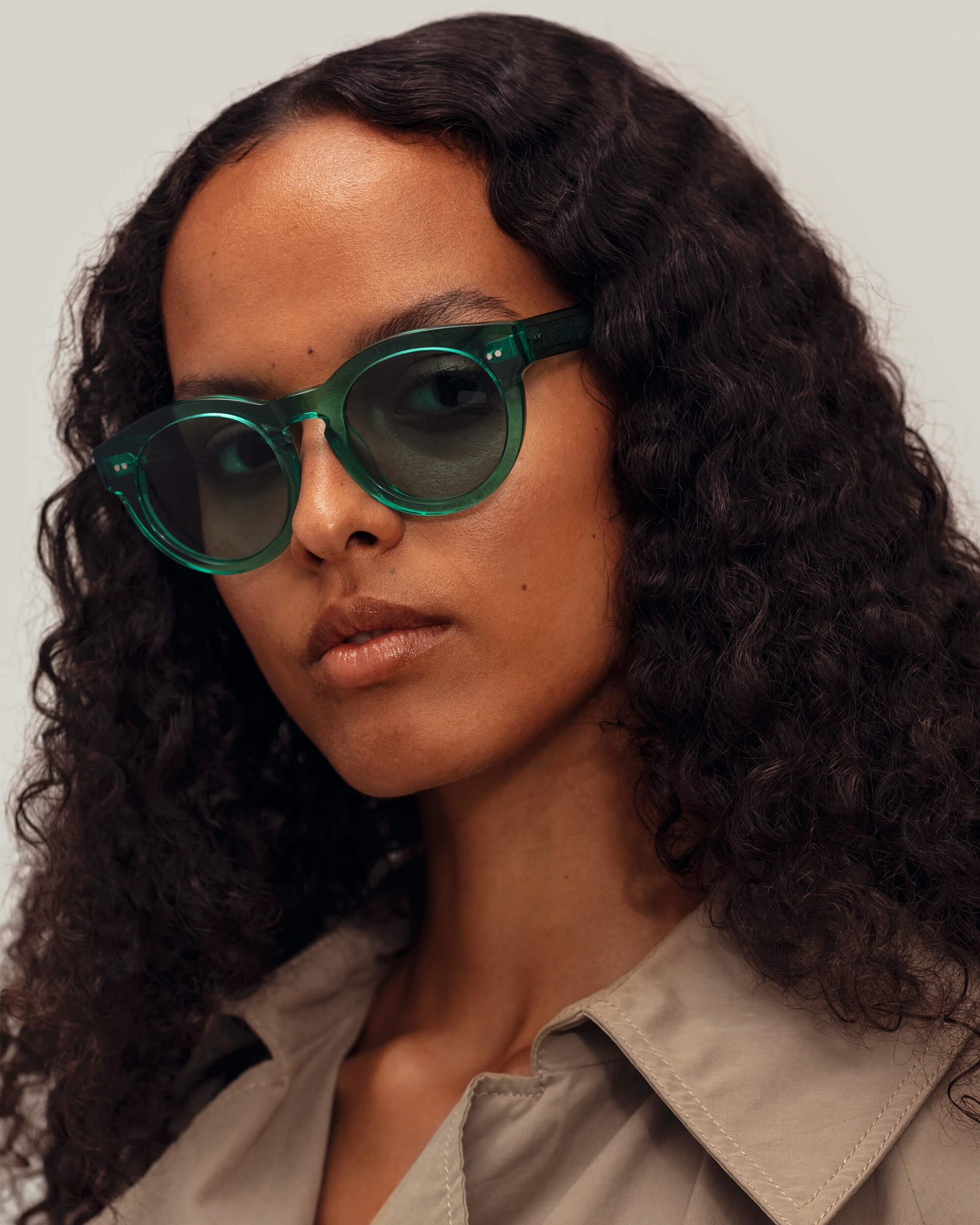 003 Clear Aqua Sunglasses – CHIMI display picture 1