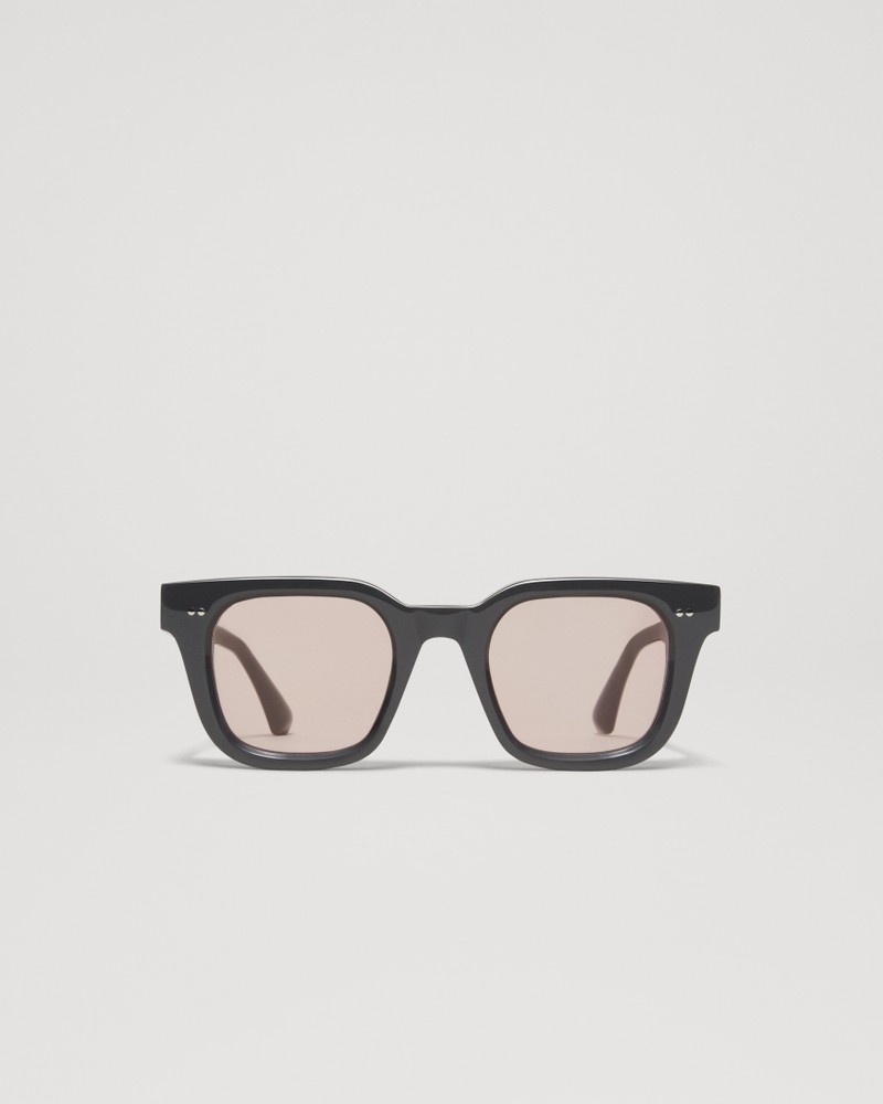 04 Photochromic