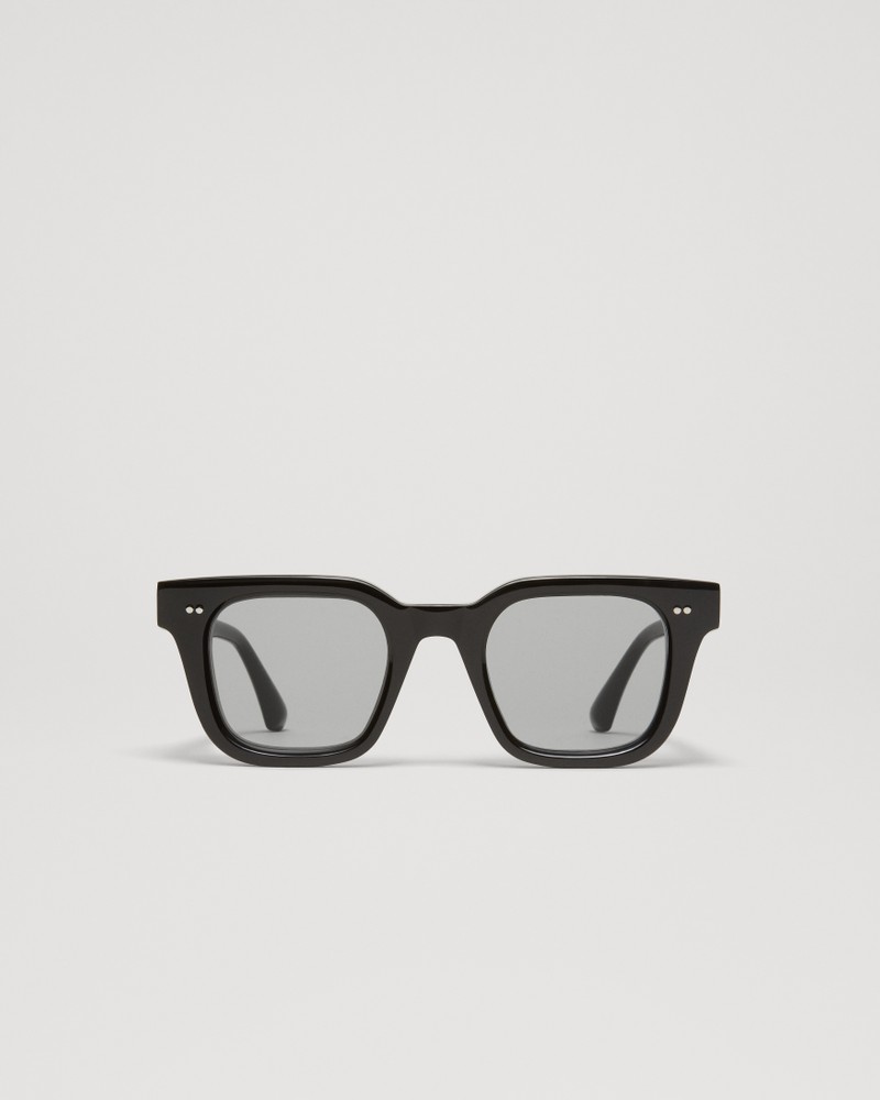 04 Photochromic