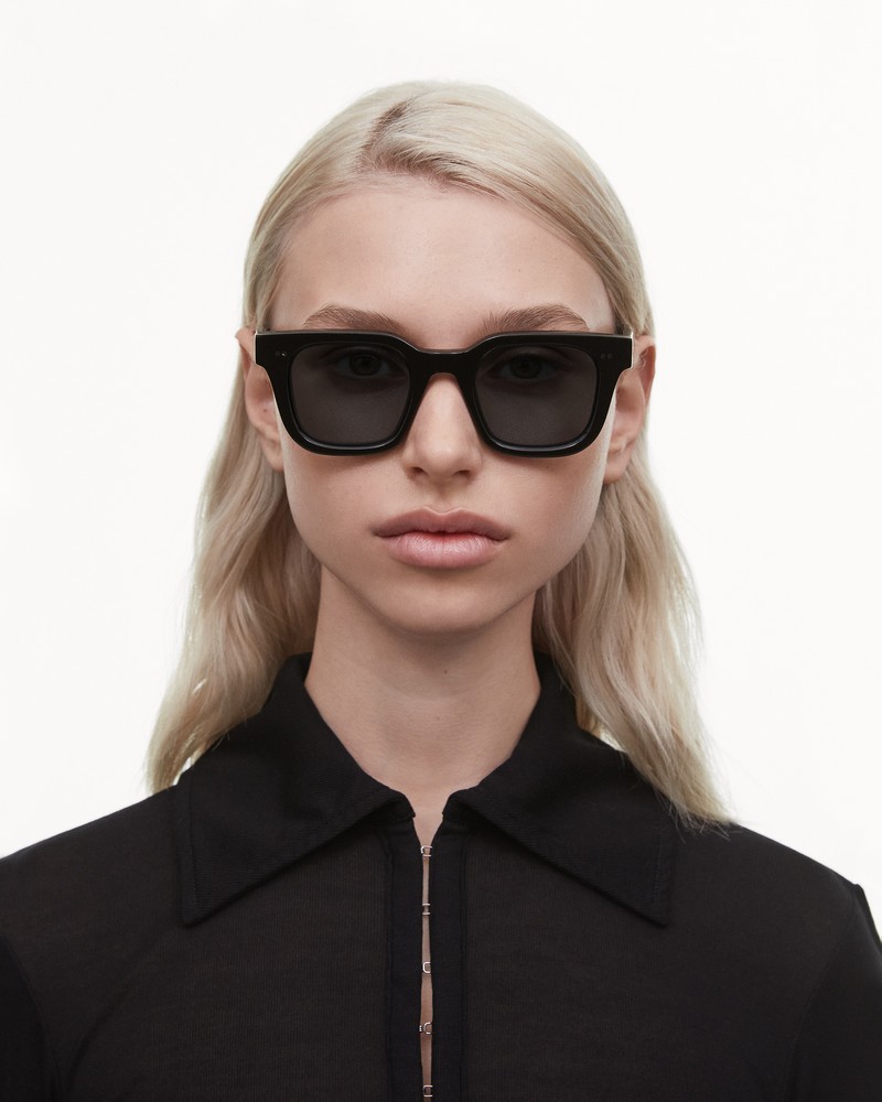 04 Photochromic